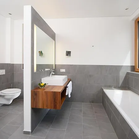 Kroneliving Hotel Tirolo
