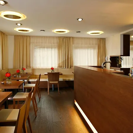 Kroneliving Hotel